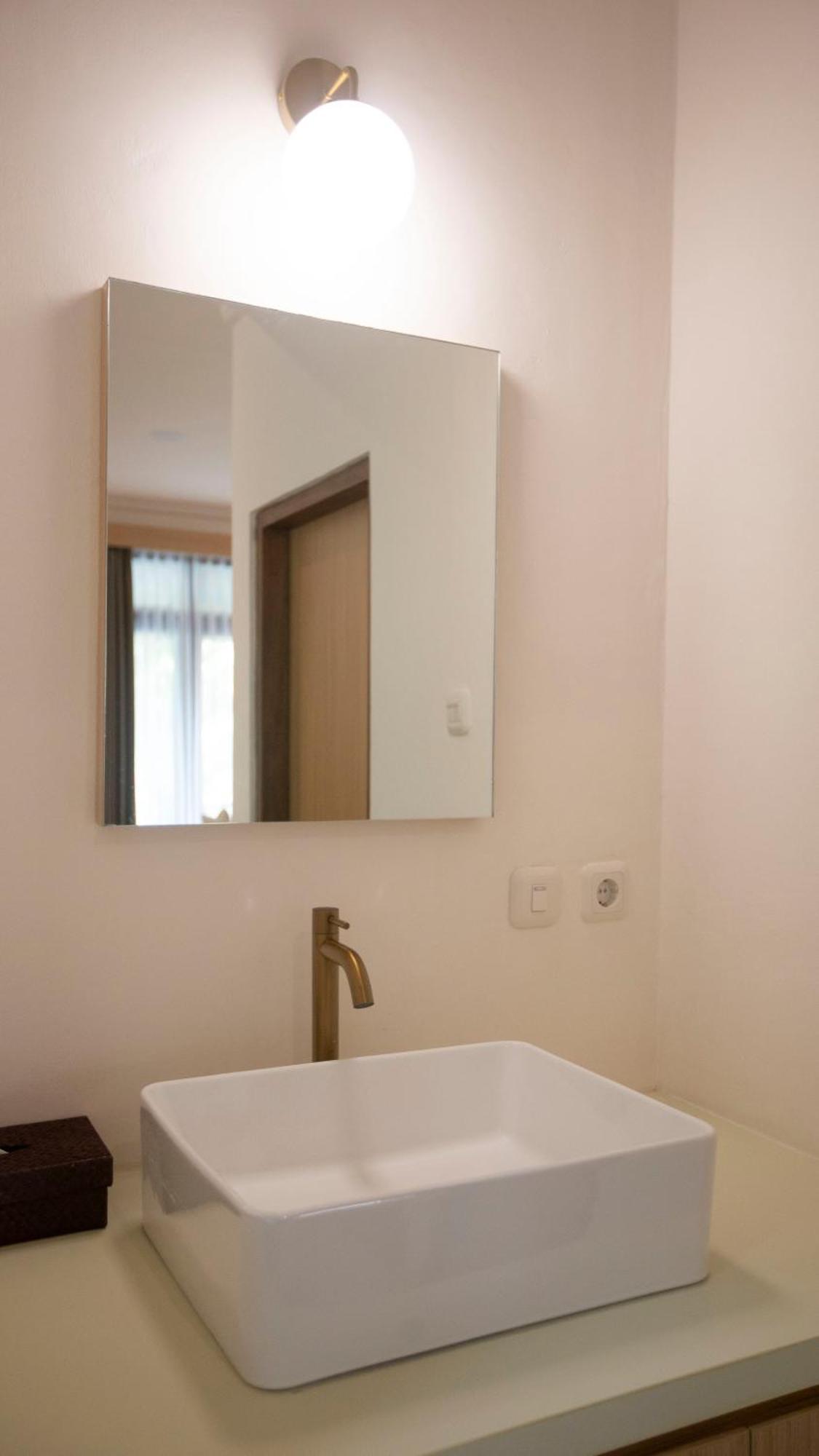 Wisma tamu Bali Wirasana 3*